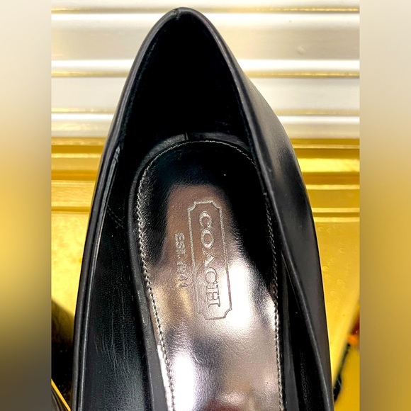 COACH Kellen 'C' Black Leather Embossed Signature Wedge Peep-Toe Pump - 8B - Picture 6 of 11
